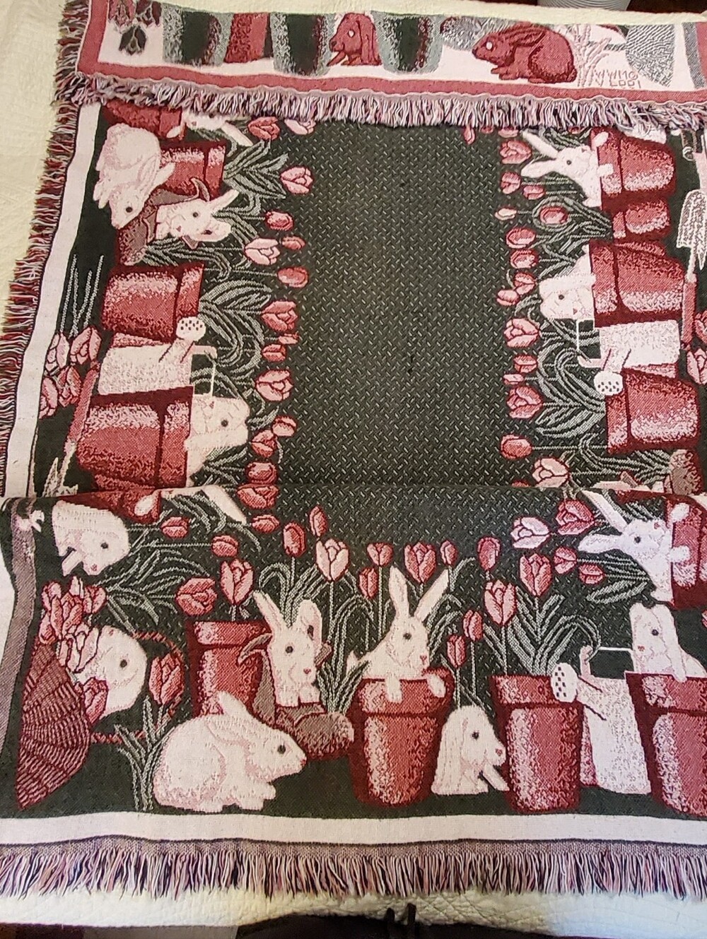 Bunny & Tulip Woven Throw Blanket - Pink/Green